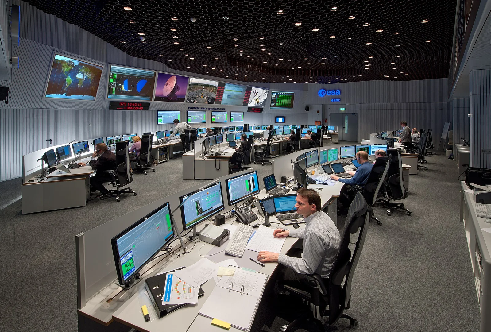 ESOC serves as the Operations Control Centre for ESA missions, and hosts ourMain Control Room (shown here), combined Dedicated Control Rooms