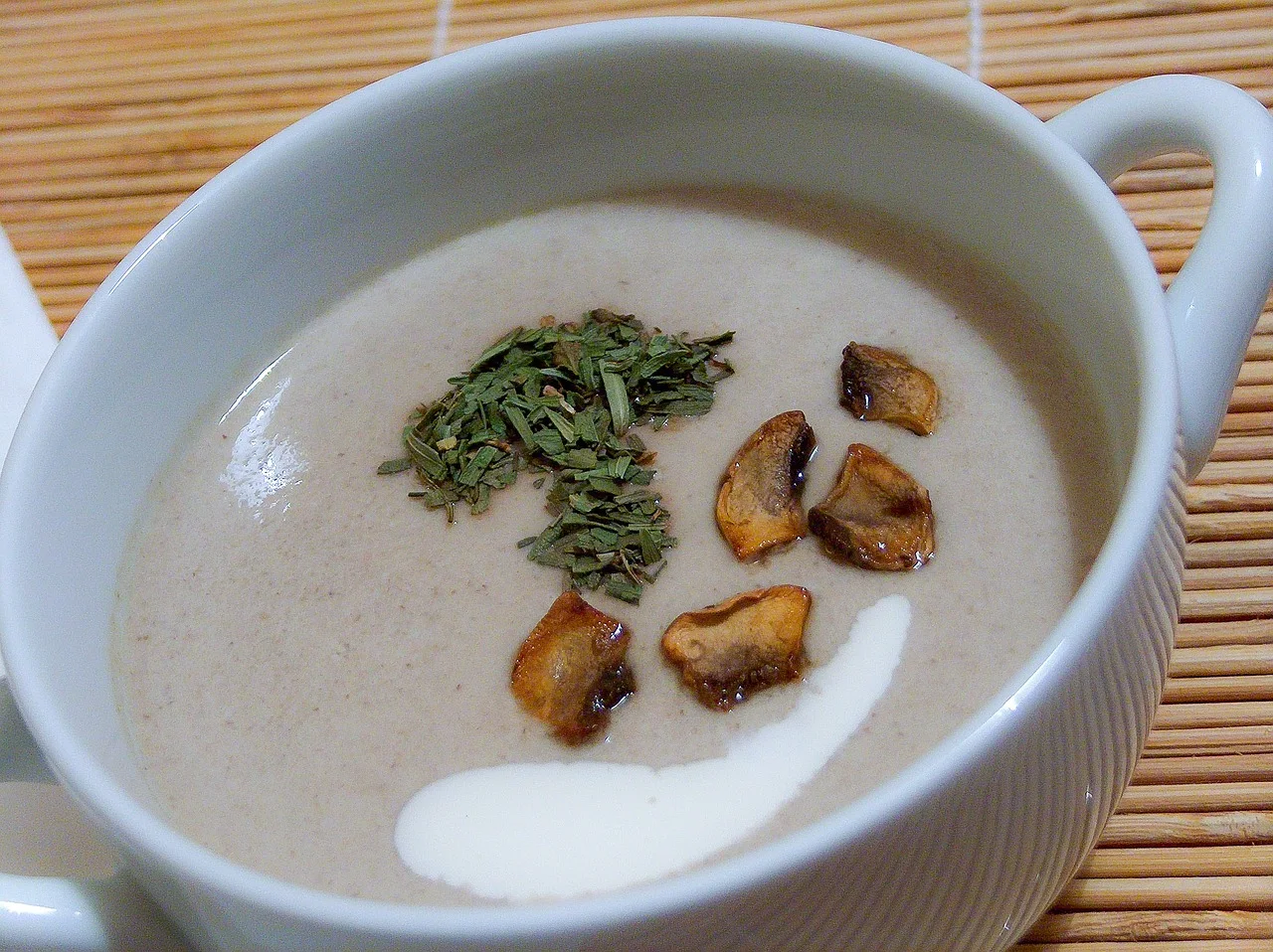 mushroom soup, soup, cream soup, meal, serving, bowl, food, annual, food amp drink, taste, place setting, homely, fine, offering, lunch, din