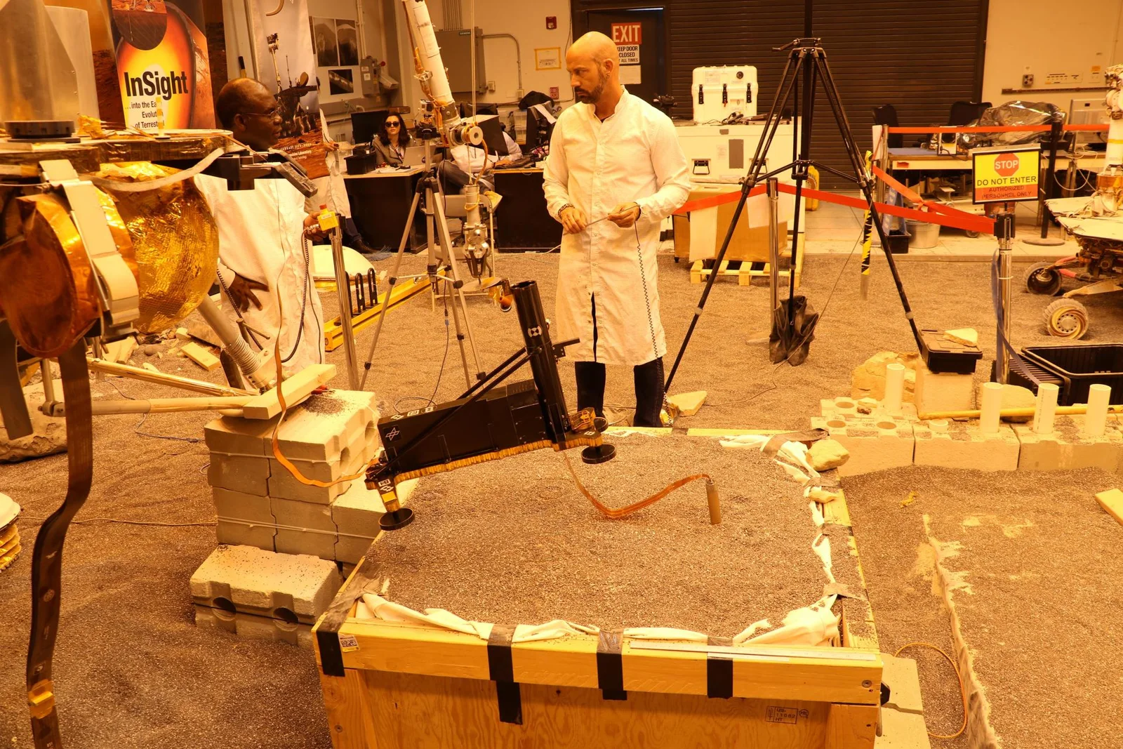JPL Engineers Test Heat Probe Strategies