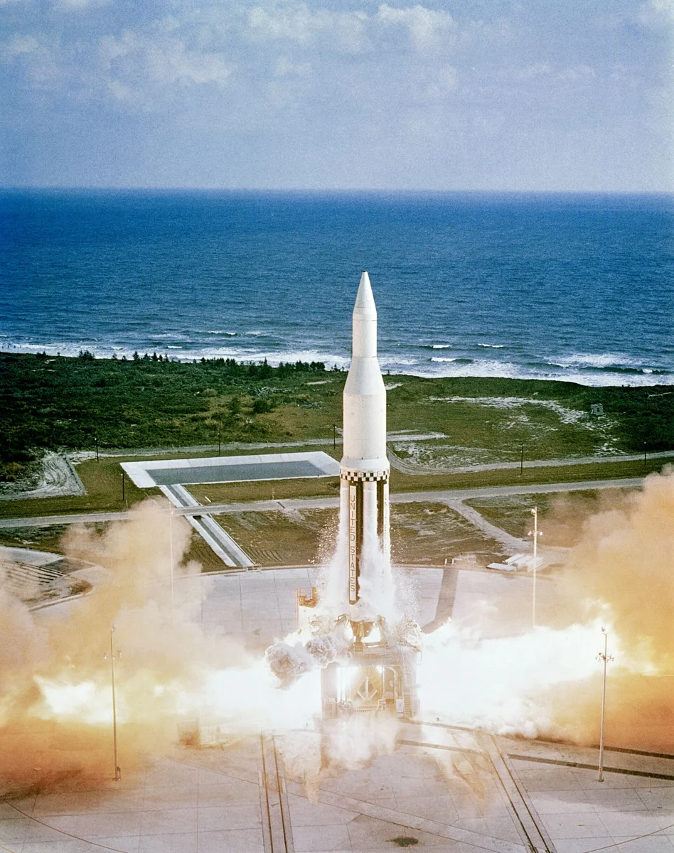 Artist's concept of a Saturn launch.